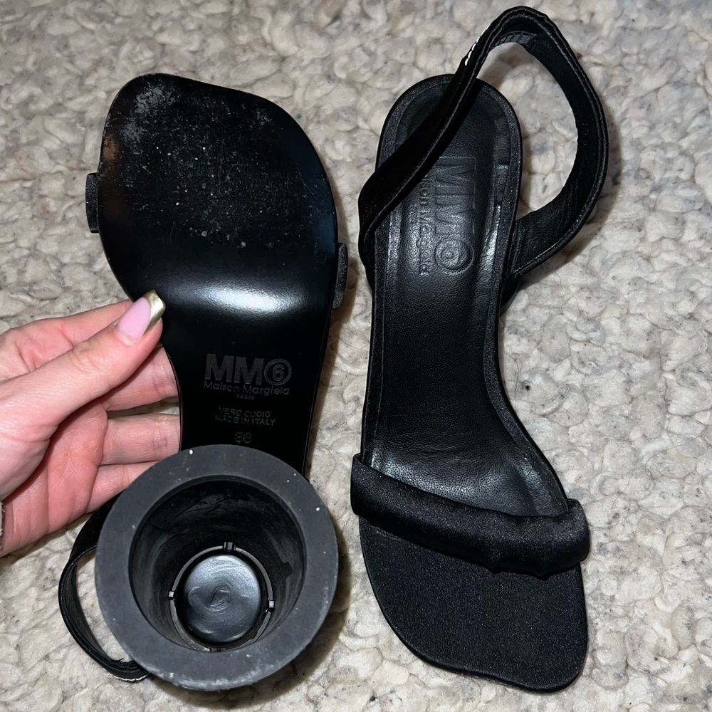 Maison Margiela MM6 MAISON
MARGIELA Plastic Cup Heels